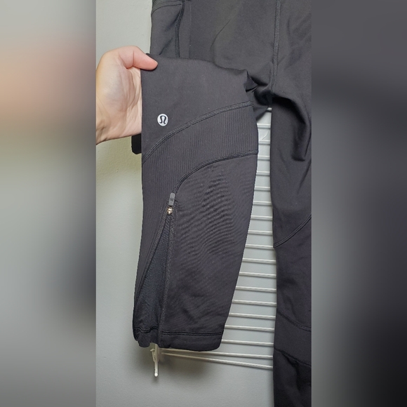 Lululemon Leggings with Zipper Details - Picture 1 of 6
